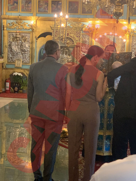 Laurențiu Reghecampf și Corina Caciuc și-au botezat fiul, pe micuțul Liam! SURSA: CANCAN.RO