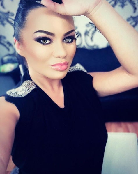 Carmen de la Sălciua, oficial, noua “regină a YouTube-ului”! Ce record a înregistrat