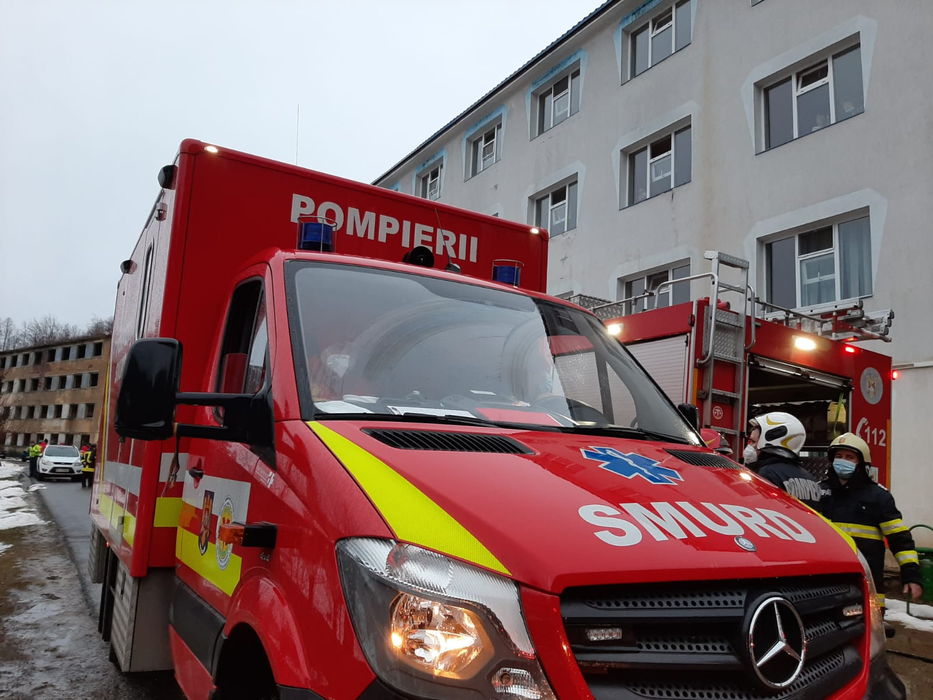 Incendiu la Spitalul de Psihiatrie din Cavnic. 71 de persoane au fost evacuate