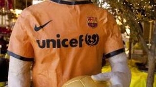 VIDEO Lionel Messi cantareste 115 kilograme!