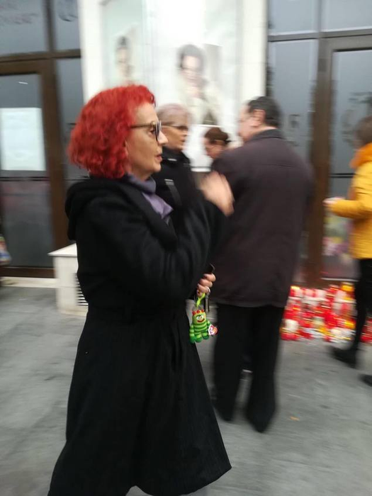 Iarina Demian, mama lui Tudor Chirilă, a venit să îi aducă un omagiu Stelei Popescu (Sursă foto: wowbiz.ro)