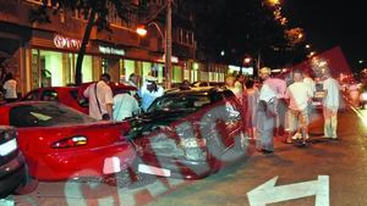 Un Ford a facut praf trei masini parcate