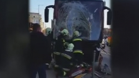 Un autocar plin cu români a fost implicat într-un accident