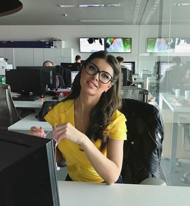 Laura Teodoru a confirmat dezvăluirea făcută de CANCAN.RO! Primul mesaj al vedetei după despărţirea de Digi 24
