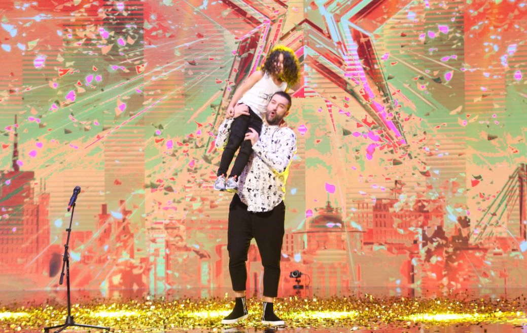 Tatăl lui s-a ținut de promisiune! Ce a primit Aris Negoiță, după ce a luat Golden Buzz la „Românii au Talent”