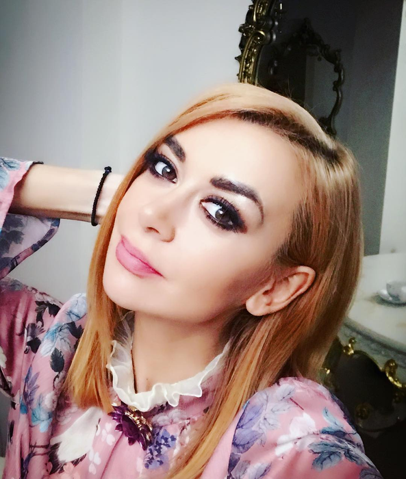 Raluca de la Bambi, mesaj emoționant pentru sora ei: ”Dor de tine…”