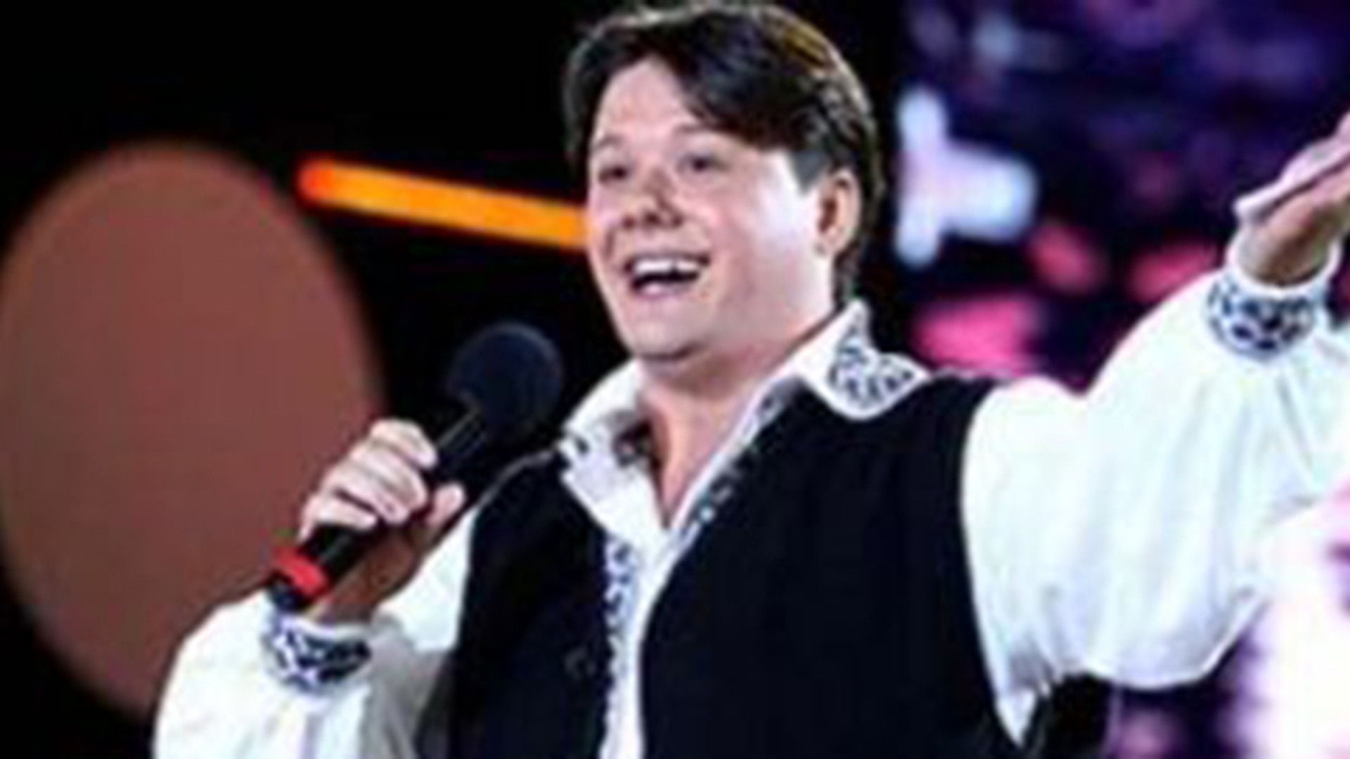 Cum arata MAMA adevarata a lui FUEGO? Uite ce trasaturi a mostenit cantaretul de la Eugenia Surugiu!