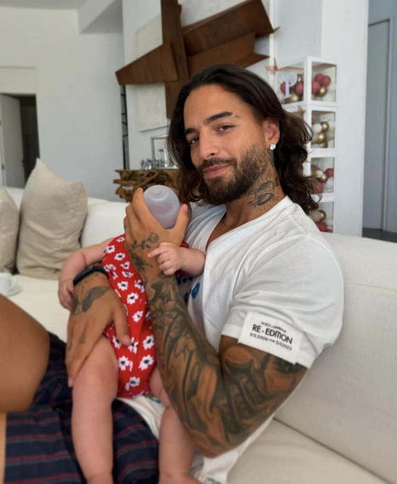 Cum arată casa lui Maluma. Artistul columbian are o vilă de lux