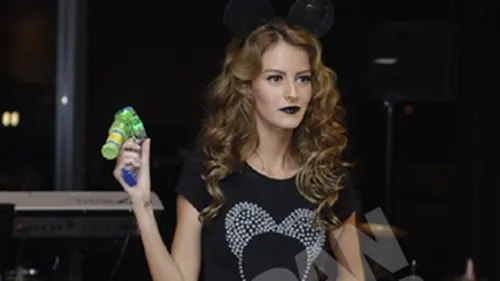 Iubita fiului lui Adrian Nastase sarbatoreste inaugurarea magazinul exclusivist din Dorobanti alaturi de Gina Pistol, Geanina Varga si Malvina!