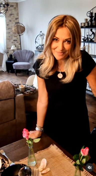Anca Țurcașiu locuiește într-un apartament, în București  / sursă foto: captură video Instagram