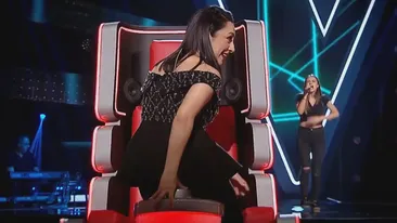 Moment inedit la Vocea României! Andra a apăsat butonul roșu cu.... posteriorul