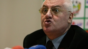 Cum a scăpat de COVID-19 nevasta lui Mitică Dragomir. Fostul șef al LPF a povestit tot: ”E două etaje mai sus!”
