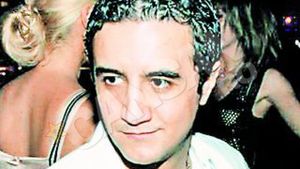 A uitat de Agnes si Bododel. Lucian Becali s-a sarutat de mama focului cu noua cucerire