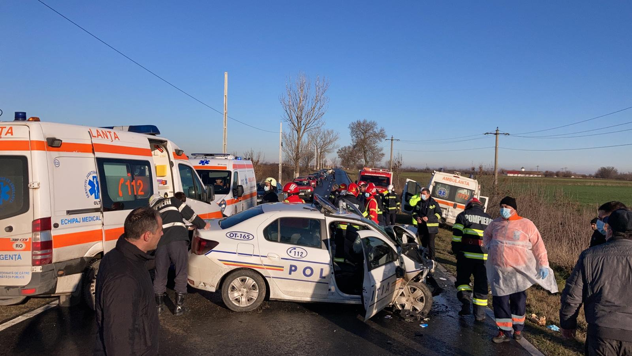Scene de la locul accidentului din Olt
