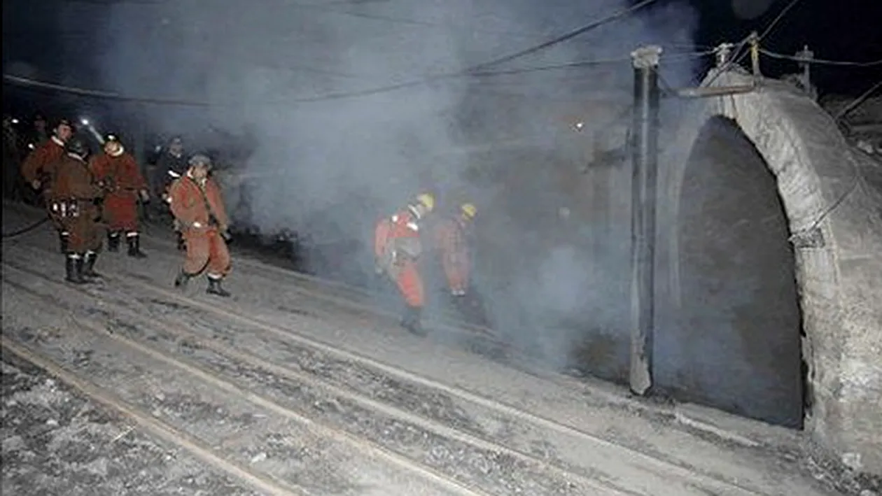 Explozie la o mina de carbune din Donetk. Peste 30 de oameni au murit iar multi sunt blocati in subteran!