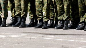 Țara din Europa unde bărbații nu mai pot pleca din țară fără aprobare. Regula intrată deja în vigoare