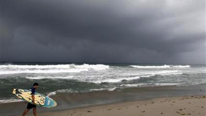 Panica si zeci de mii de evacuati in SUA din cauza uraganului "Irene"