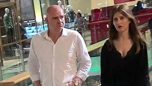 Acţionează pe ”codul vechi”! Reporterul-vedetă al PROTV e mare donjuan! A scos o tipesă la film şi…