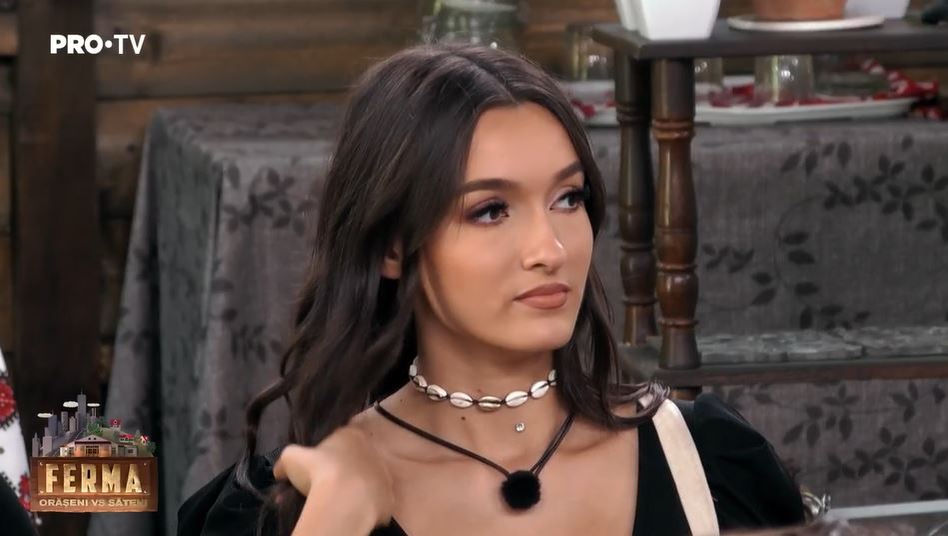 Intimidat de Viviana Sposub, George Burcea a rămas fără cuvinte la Ferma. Ce a mărturisit despre sărutul cu focoasa brunetă | FOTO