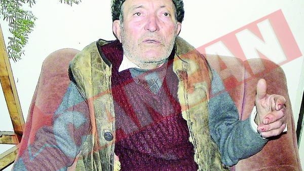 Rafuiala cu pusca in barul satesc
