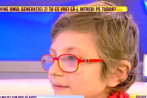 Micuţa Bianca se luptă din greu cu cancerul, la doar opt anişori