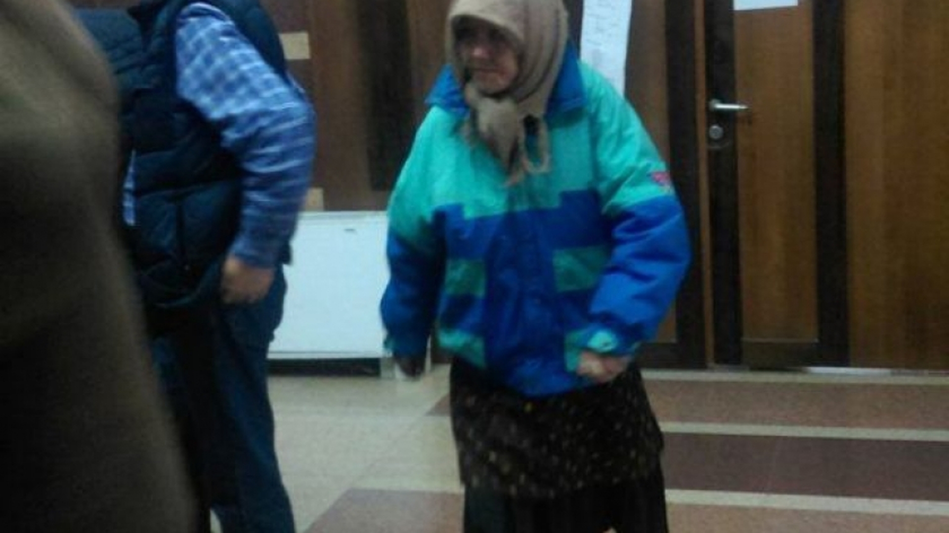 O femeie care l-a omorât în bătaie pe cel care a încercat să o violeze, s-a stins pe patul de spital