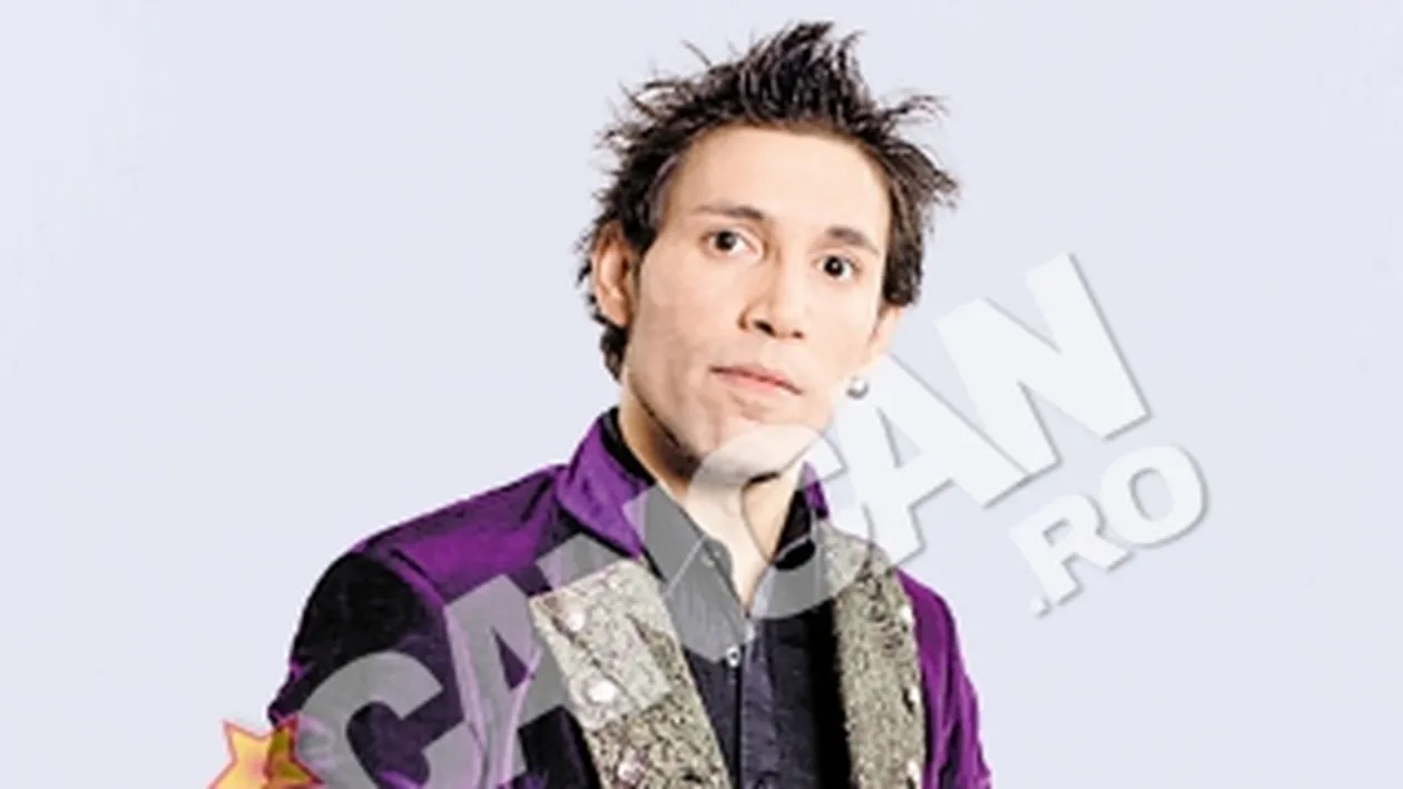 Iulian Vasile a asteptat in zadar piesa promisa in timpul concursului X Factor! Dezamagit de Adi Sina