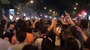 Ciocniri violente între suporteri și poliție pe străzile Parisului, după eșecul PSG-ului cu Bayern! VIDEO