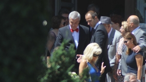 Pate de iepure, salata cu dressing de vodka si muschi de vita! Vezi aici tot meniul de la nunta fostului premier Tariceanu!