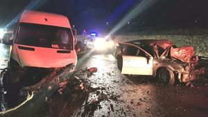 Accident grav în Iași! Mașina care a provocat impactul era scoasă la vânzare pentru un telefon mobil