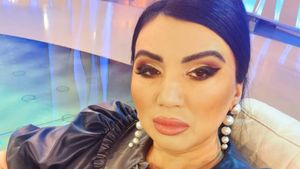 Adriana Bahmuțeanu, cu masca de oxigen pe față, în plină pandemie de COVID. “Fac un tratament!”