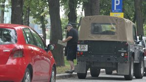 Florin Calinescu merge unde trebuie, dar parcheaza unde poate!