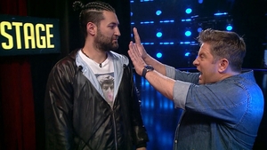 Smiley are un “viciu blând”, dar cu efecte periculoase. Pavel Bartoș l-a dat de gol în timpul filmărilor pentru Românii au Talent: “De-aia nu-mi iese mie hipnoza cu el” | VIDEO