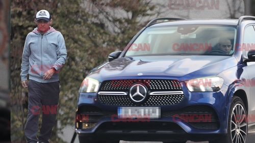 Mihai Rait activează „Sistemul Tramvai”. Dorel din Las Fierbinți, cu Mercedesul pe șine în Nordul Capitalei