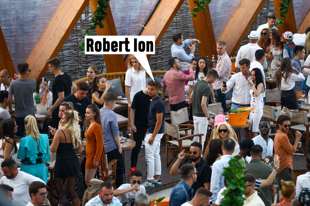 Robert Ion , distracție pe cinste la Nuba Mamaia
