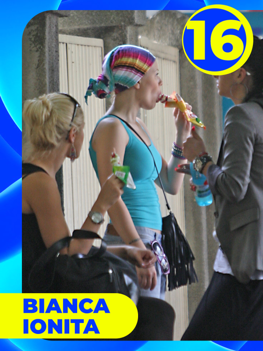 TOP 30 de vedete care au găsit soluţia perfectă împotriva caniculei! Roxana Vancea, Monica Gabor sau Laura Cosoi, show cu îngheţată şi… 
