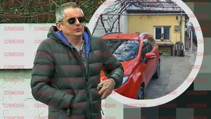 A fugit de înmormântare, dar și de lege! Nepotul lui Iliescu, anchetat pentru spălare de bani, se ”ascunde” într-o cocioabă!