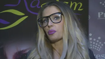 Andreea Banica are probleme cu somnul de cand a nascut! A ajuns sa adoarma numai cu pastile!