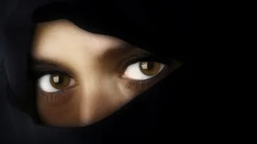 Belgia ia exemplul Frantei si interzice portul valului islamic