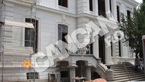 Zece bai, cinematograf inclus, marmura si vitralii spectaculoase! Cea mai scumpa casa din Bucuresti costa peste opt milioane de euro. Vezi cum arata cele mai luxoase 5 vile scoase la vanzare in Capitala!