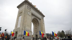 Incident la ceremonia de 1 Decembrie! Mai multe persoane au forțat filtrul jandarmilor din Piața Charles de Gaulle