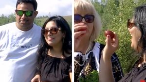 Turiștii din India au fost fascinați de tradițiile românești! Ce reacție a avut Asun când a ajuns pe Transalpina