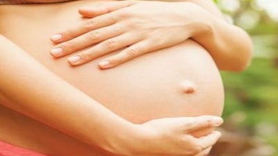 O actriţă şi prezentatoare TV din România este însărcinată. “Urmează să nasc în februarie sau martie!”