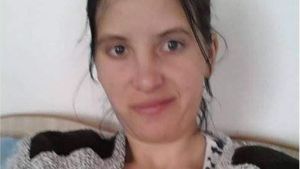 Noi informații despre femeia care și-a abandonat cei doi copii în curtea spitalului din Alexandria: ”Are probleme psihice!”