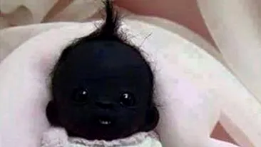 Nu poti sa crezi ce-ti vad ochii! S-a nascut cel mai negru bebelus din lume!