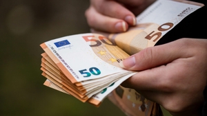 Scenariu sumbru pentru români! Ce se întâmplă cu moneda euro, de la 1 ianuarie 2026