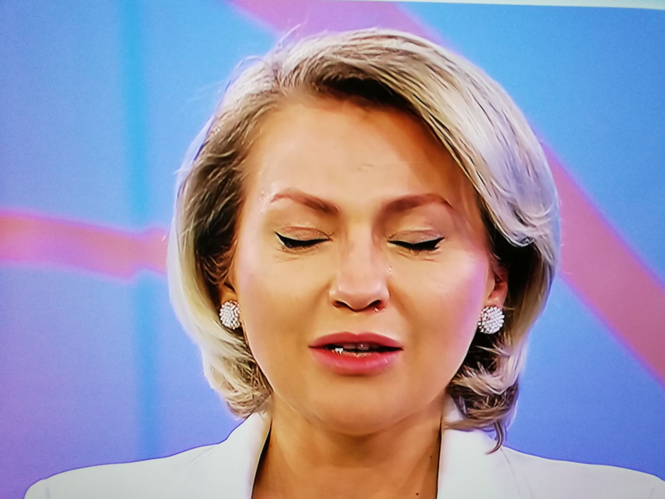 Mirela Vaida, prima apariție la Acces Direct după ediția în cadrul căreia a fost la un pas să fie ucisă: “Când sunt atacată, și viața copiilor mei e în pericol” | FOTO