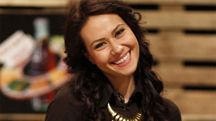 Dragostea trece prin stomac! Uite cum il tine "casnica de la MasterChef" aproape pe sotul ei! Vezi ce i-a gatit