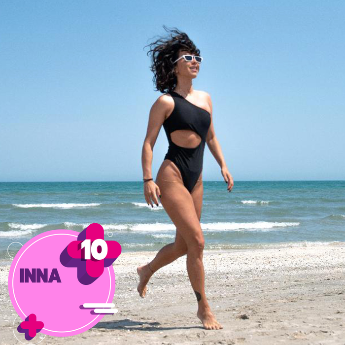 TOP 30 de vedete care au încins atmosfera pe litoral cu cele mai sexy scheme de înot. Mădălina Ghenea, Ramona Olaru sau Delia se scufundă mai bine decât scafandrii