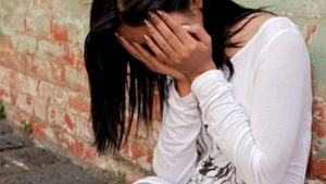 Ce a pățit un bătrân de 70 de ani din Vaslui după ce a violat o noapte întreagă o fată de 14 ani